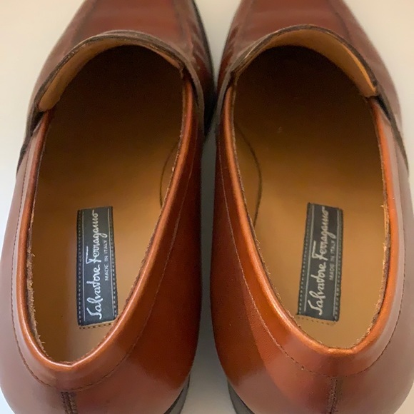 Ferragamo Men’s Leather Dress Shoes - Picture 3 of 5